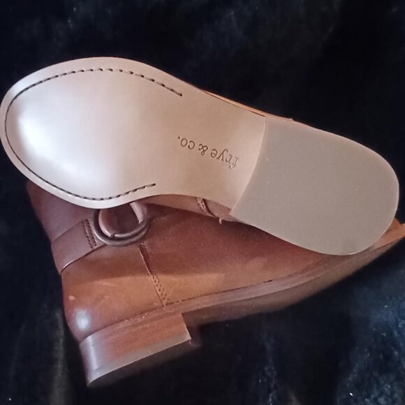 NIB Frye & Co Brown Adelaide  Buckle Detail Ankle Boot - Picture 7 of 7